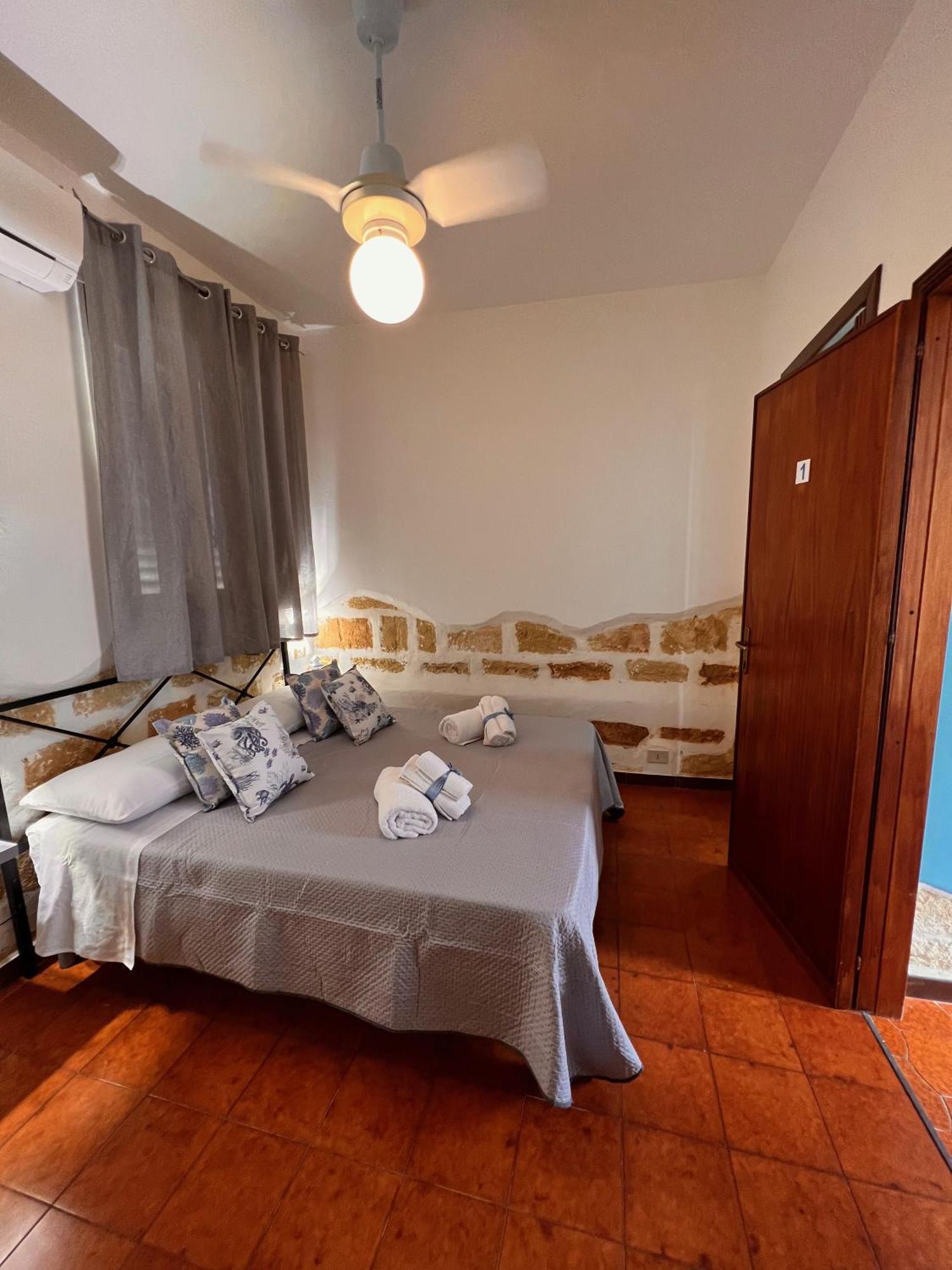 Celeste Rooms سان فيتو لو كابو المظهر الخارجي الصورة